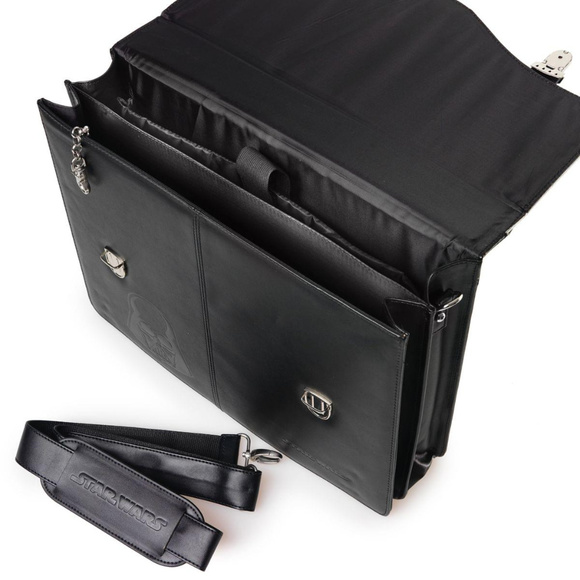 THINKGEEK:  STAR WARS Darth Vader Briefcase Bag - Picture 5 of 5